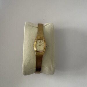 Vintage Citizen Women's  3220-S16881 Gold Tone Base Metal
